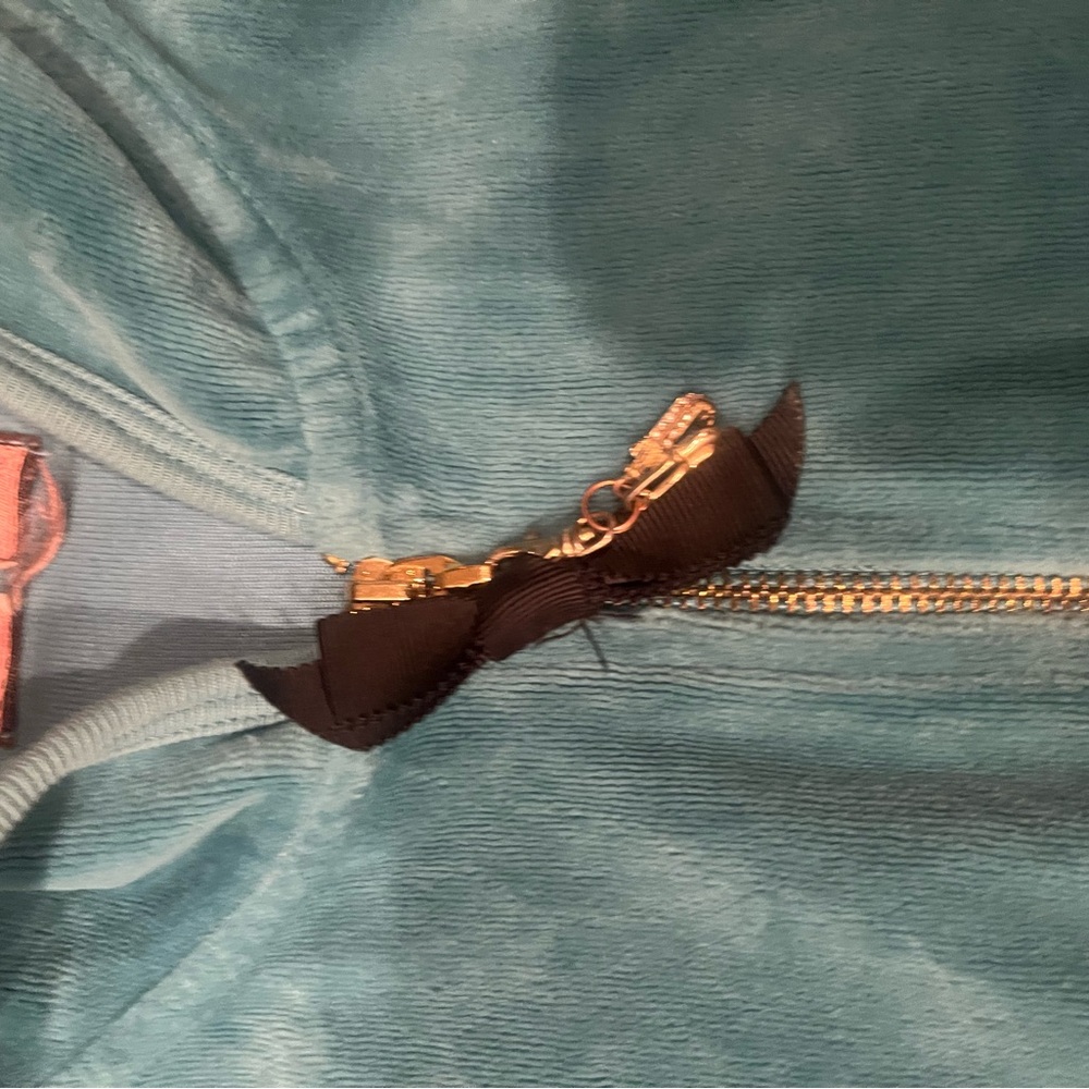 Juicy Couture y2k boutique Velour Hoodie and Joggers 2 piece L bottom XL Hoodie. - Picture 7 of 13